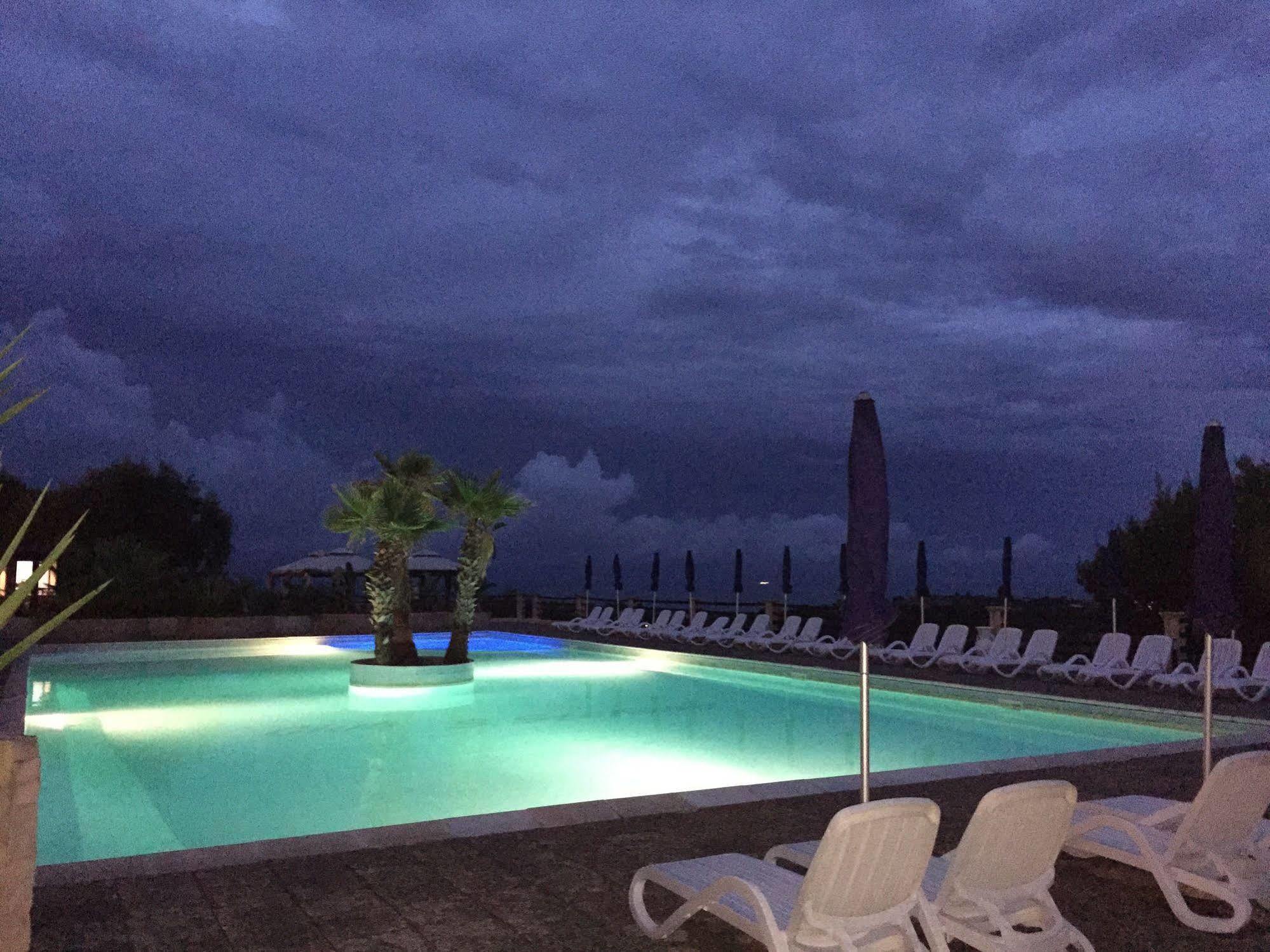 Villaggio Santo Stefano Vieste Eksteriør billede